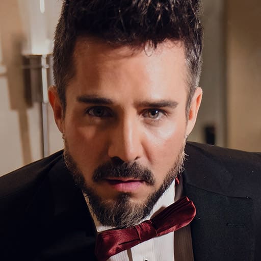 JOSÉ RON